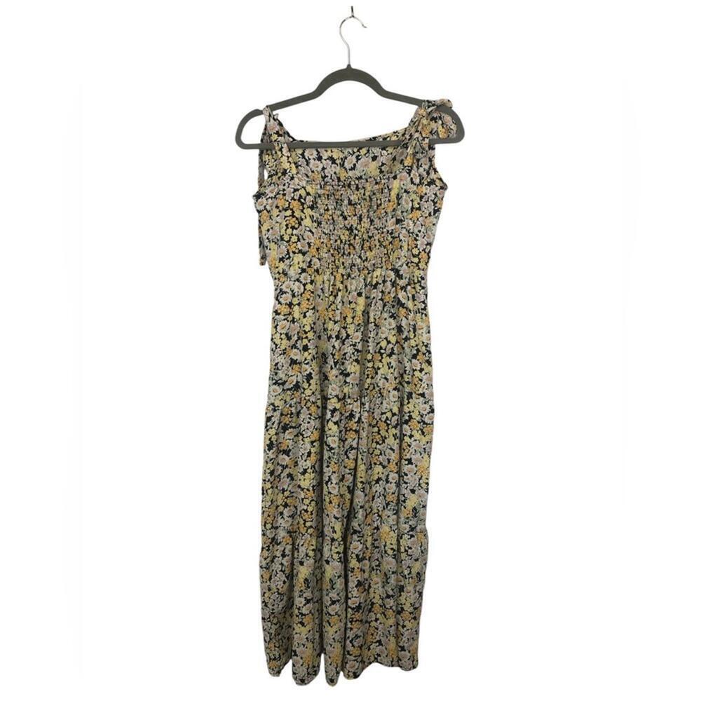 Social Standard Dress Daisy Sundress Adjustable Tie Straps Smocking